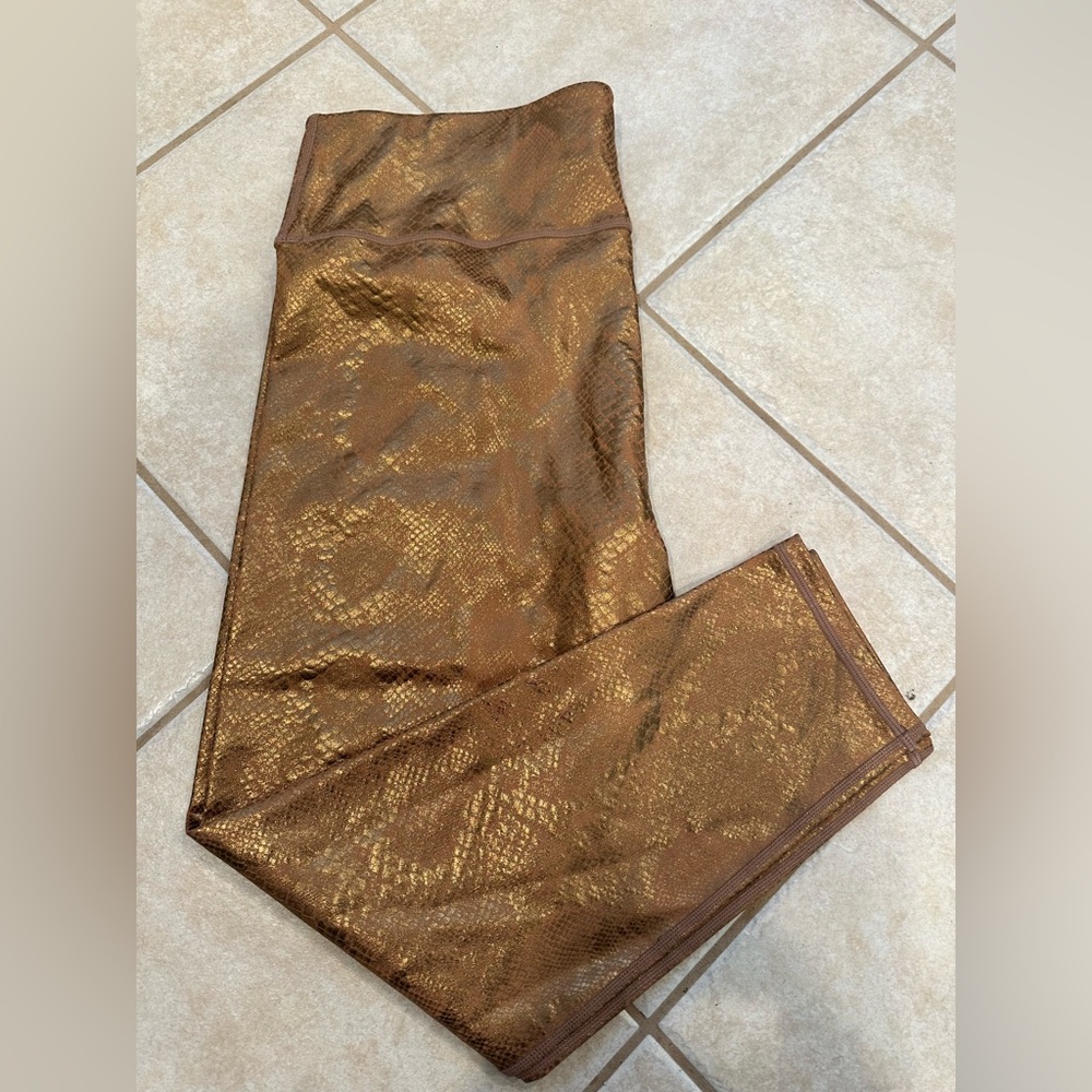 🆕 IVL Collective: Gold Snakeskin Leggings